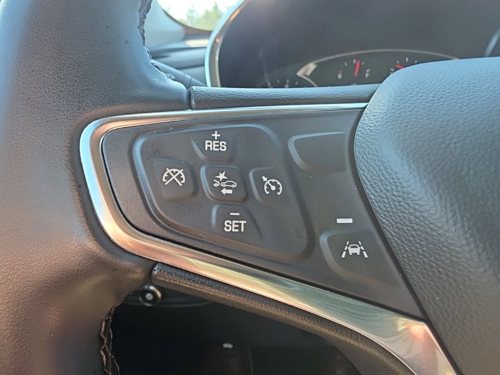 Used 2024 Chevrolet Equinox LT AWD/4WD image 32