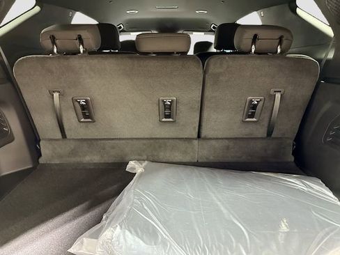 New 2026 Chevrolet Traverse LT w/ LPO, Floor Liner Package image 30