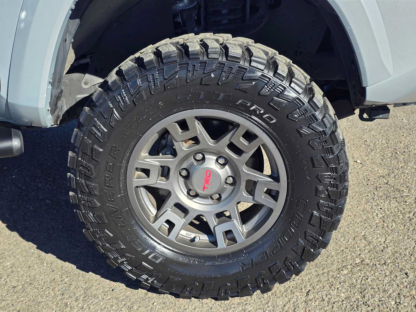 Certified 2019 Toyota Tacoma TRD Sport AWD/4WD image 10