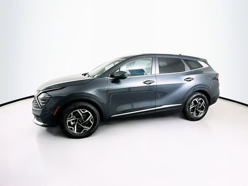 Used 2024 Kia Sportage LX image 4