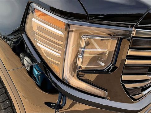 Certified 2025 GMC Sierra 1500 AT4 w/ AT4 Premium Package AWD/4WD image 26
