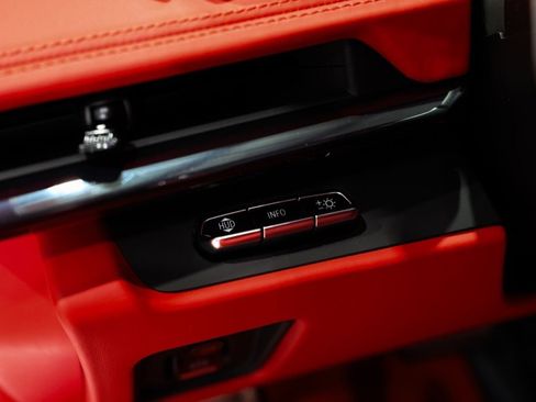 Used 2024 Chevrolet Corvette Stingray Premium Conv w/ Z51 Performance Package image 28