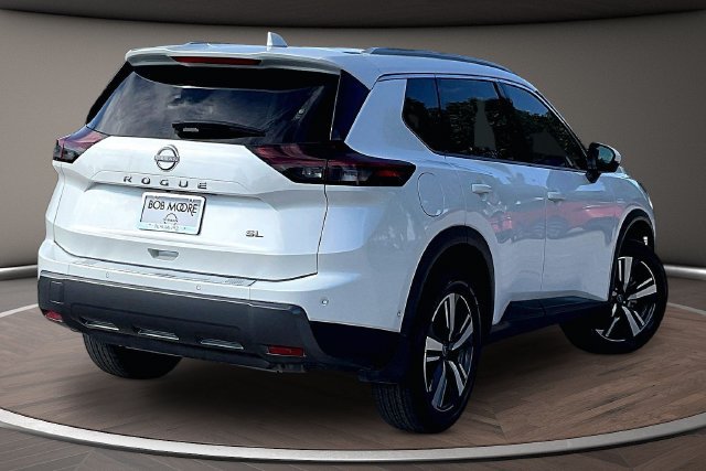 Certified 2024 Nissan Rogue SL w/ SL Premium Package FWD image 2
