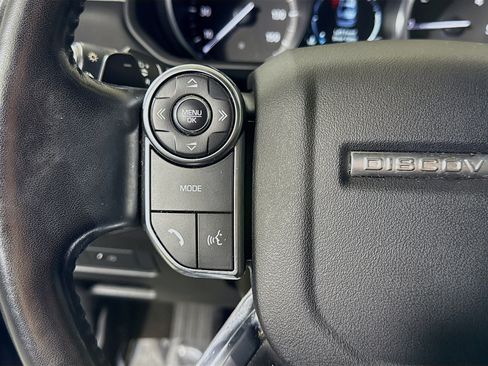 Used 2017 Land Rover Discovery HSE Luxury image 14