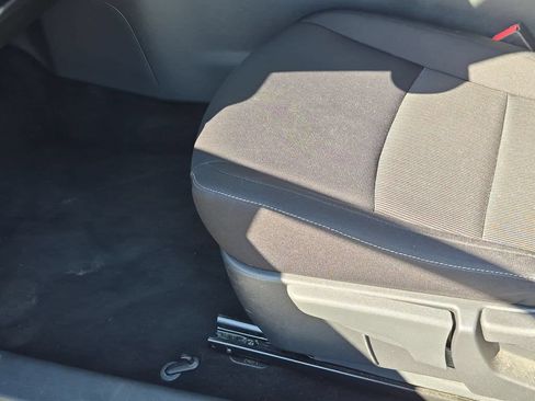 Used 2025 Nissan Sentra SV FWD image 14