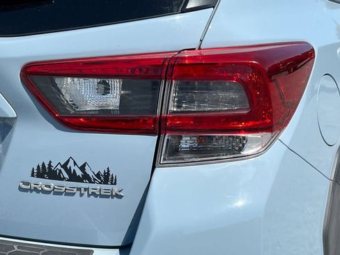 Used 2020 Subaru Crosstrek 2.0i AWD/4WD image 13