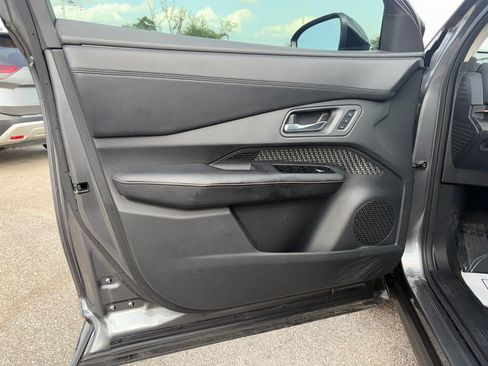 Certified 2023 Nissan Ariya FWD image 20