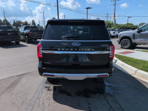 Certified 2023 Ford Expedition Limited AWD/4WD image 4