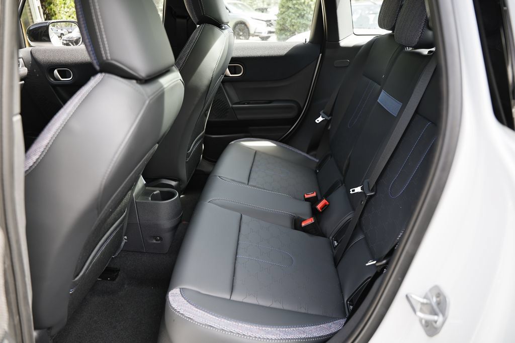 New 2026 MINI Cooper 4-Door Hardtop FWD image 27