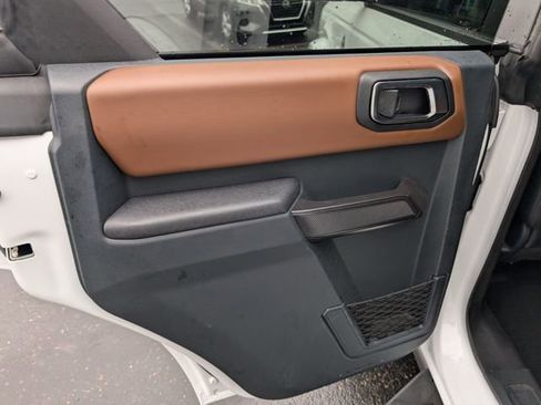 Used 2024 Ford Bronco Outer Banks image 10