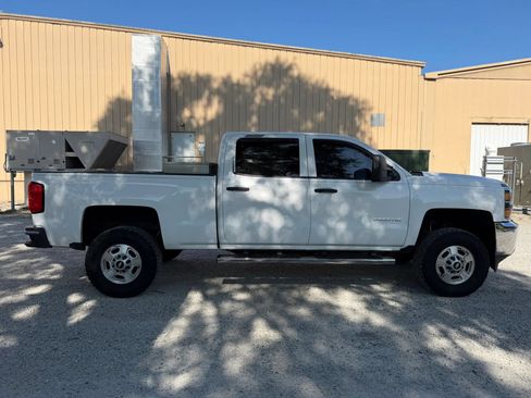 Used 2015 Chevrolet Silverado 2500 LT RWD image 4