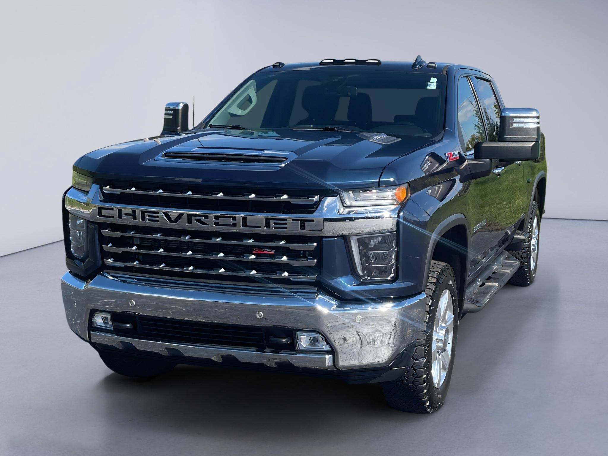Used 2020 Chevrolet Silverado 3500 LTZ AWD/4WD image 1