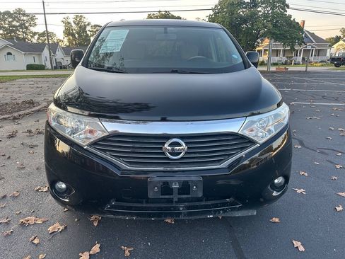 Used 2016 Nissan Quest SV FWD image 3