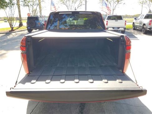 Used 2022 Rivian R1T Adventure image 9