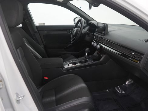 Used 2023 Honda Civic Sport image 10