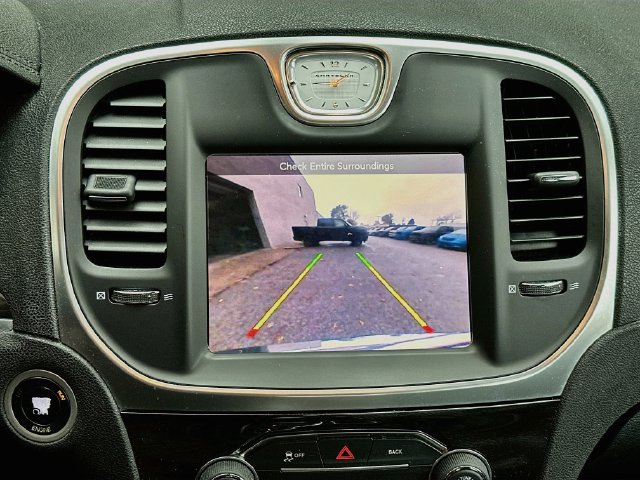 Used 2015 Chrysler 300 Limited RWD image 14
