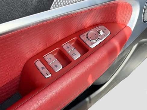 Used 2023 Genesis G70 2.0T w/ Sport Prestige Package image 18