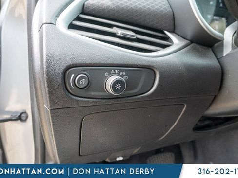 Used 2024 Chevrolet Malibu LT FWD image 18