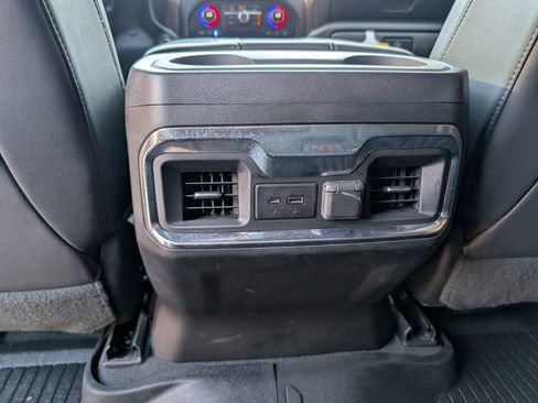 Used 2022 Chevrolet Silverado 2500 High Country w/ Technology Package AWD/4WD image 23