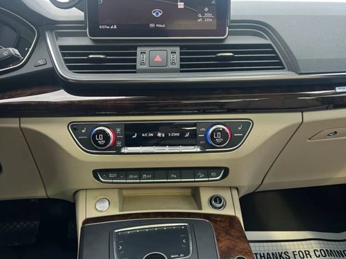 Used 2018 Audi Q5 2.0T Premium Plus w/ Premium Plus Package AWD/4WD image 11