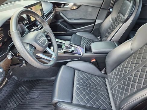 Used 2023 Audi S4 Prestige image 9