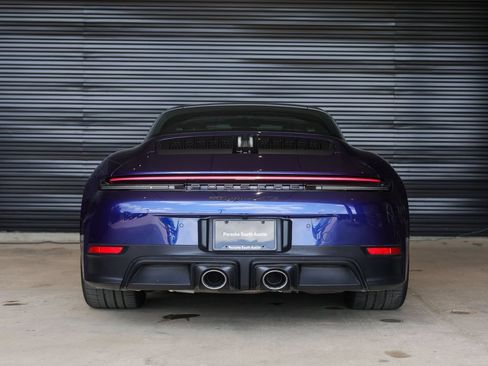 Certified 2025 Porsche 911 Targa 4 GTS AWD/4WD image 6