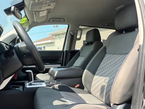 Used 2018 Toyota Tundra SR5 w/ TRD Off Road Package image 10