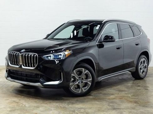 Certified 2025 BMW X1 xDrive28i w/ Convenience Package AWD/4WD image 8