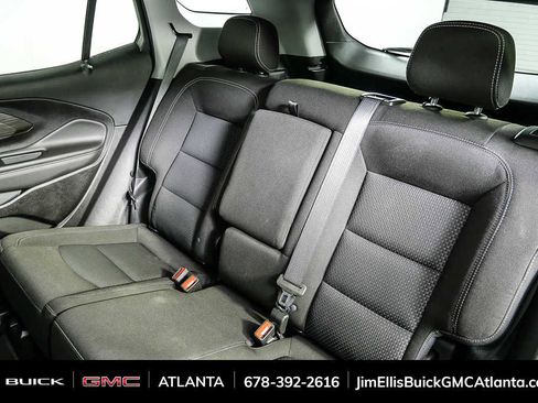 Used 2024 GMC Terrain SLE w/ Driver Convenience Package FWD image 17
