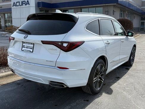 New 2026 Acura MDX w/ Advance Package AWD/4WD image 3