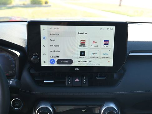 Used 2024 Toyota RAV4 Limited image 27