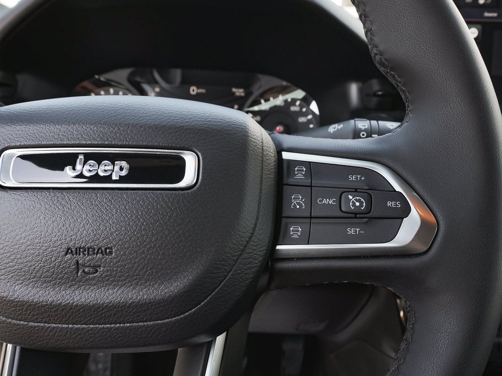 Used 2026 Jeep Compass Limited AWD/4WD image 20
