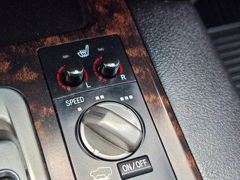 Used 2009 Toyota Land Cruiser AWD/4WD image 16