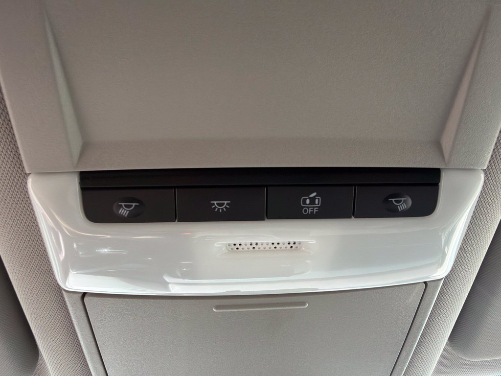 Used 2021 Nissan Rogue S FWD image 38