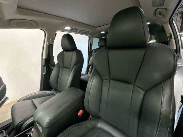 Used 2025 Subaru Ascent Limited AWD/4WD image 17