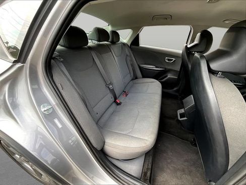 Used 2025 Kia K4 FWD image 27