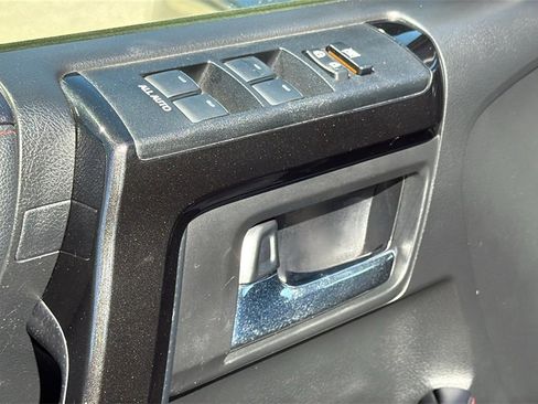 Certified 2022 Toyota 4Runner TRD Off-Road image 13