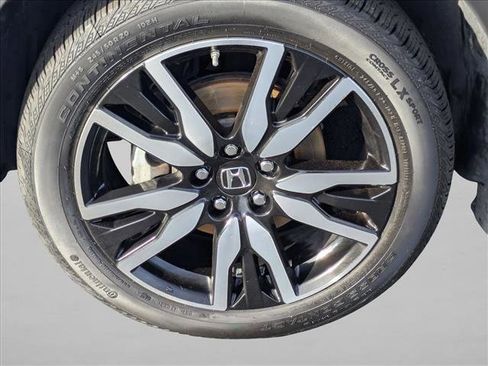 Used 2019 Honda Pilot Touring image 27