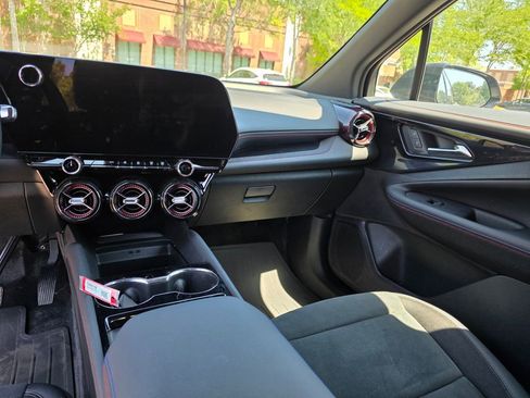 Certified 2025 Chevrolet Blazer EV RS image 27