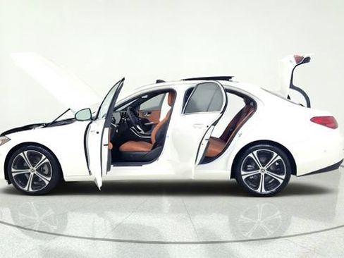Used 2026 Mercedes-Benz C 300 Sedan image 15