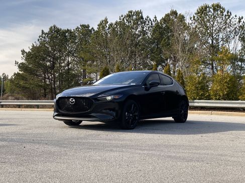 Used 2025 MAZDA MAZDA3 2.5 S Hatchback w/ Premium Pkg image 14