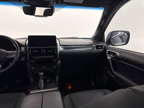 Certified 2022 Lexus GX 460 w/ Black Line Special Edition AWD/4WD image 32