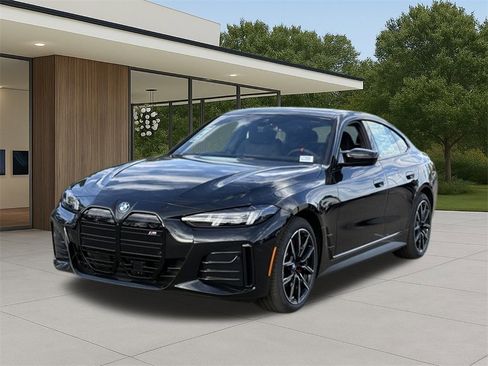 New 2026 BMW i4 M60 w/ Premium Package image 3