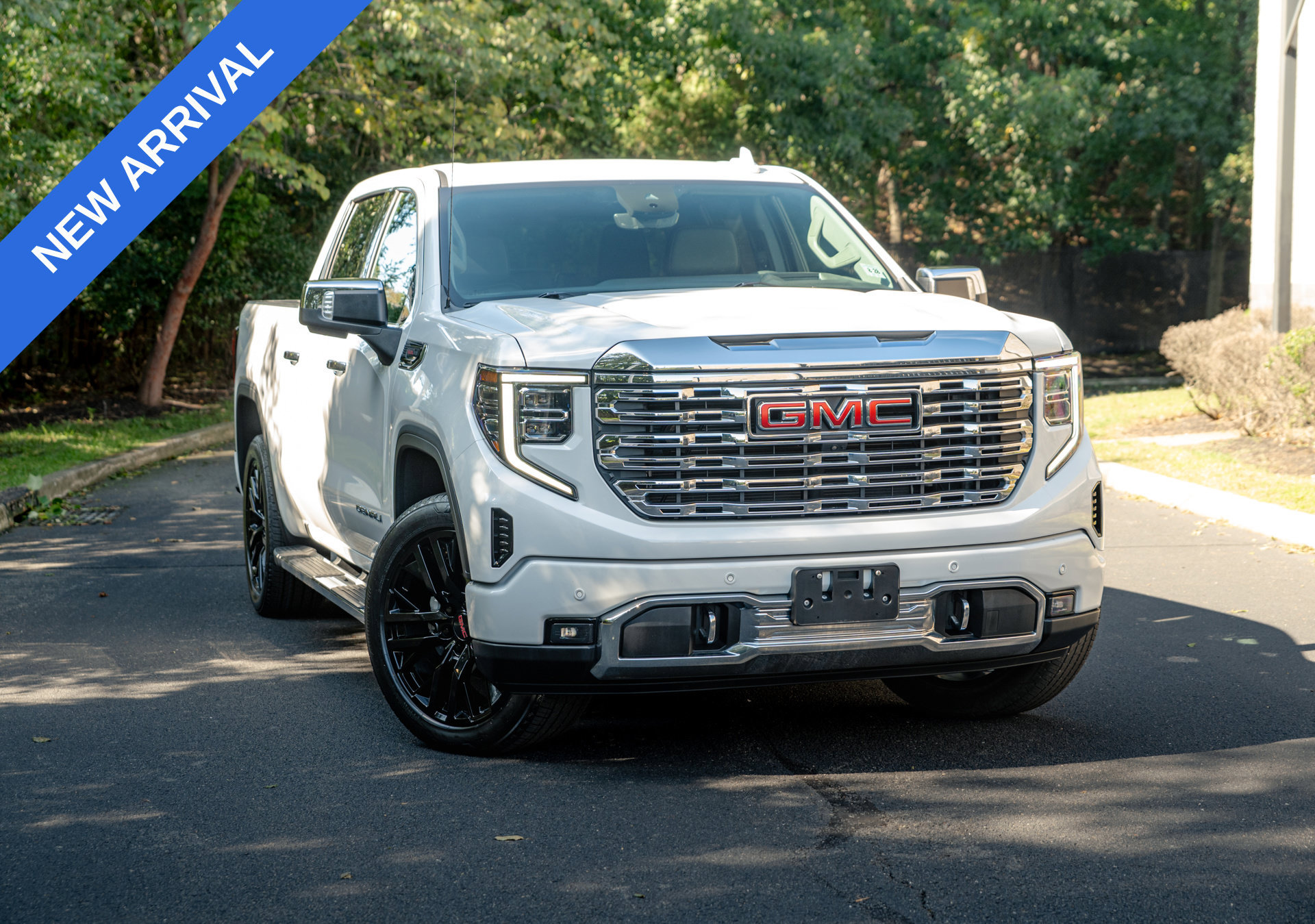 Used 2023 GMC Sierra 1500 Denali w/ Technology Package AWD/4WD 360° Tour