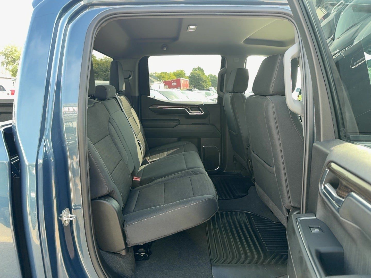 Used 2024 Chevrolet Silverado 1500 LT AWD/4WD image 22