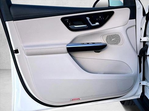 Certified 2023 Mercedes-Benz GLC 300 image 18