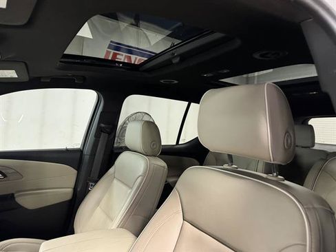 Certified 2022 Chevrolet Traverse Premier AWD/4WD image 15