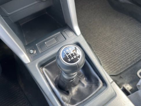 Used 2018 Subaru Forester 2.5i image 19