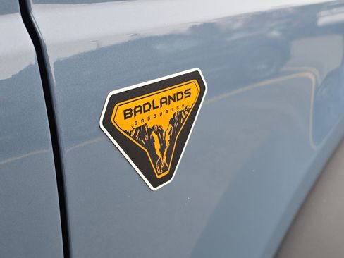 New 2025 Ford Bronco Badlands w/ Sasquatch Package image 6