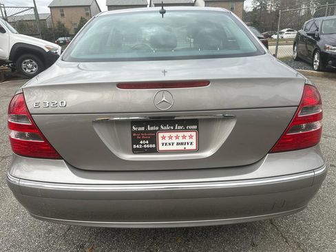 Used 2005 Mercedes-Benz E 320 Sedan image 6